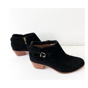 Via Spiga Black Ankle Boots with Brown Heel